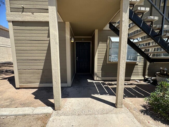 Building Photo - 2732 Alicialynn Way