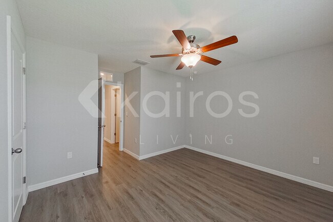 Building Photo - 4451 SW 85 Ln