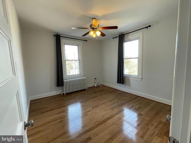 Building Photo - 3211 Varnum St