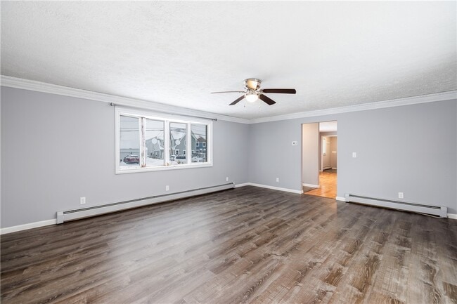 Building Photo - 67 Cranberry Rd