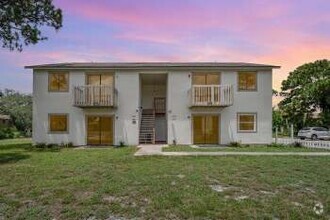 Building Photo - Adorable home in the heart of Palm Bay!