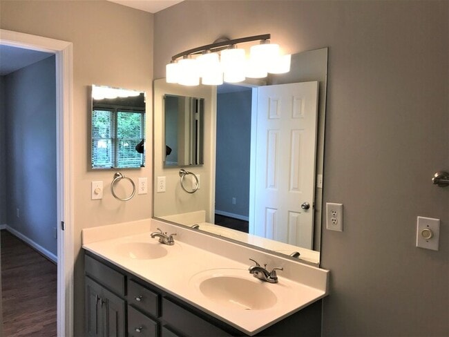 Building Photo - NW - Desirable Irving Park Two Story Home,...