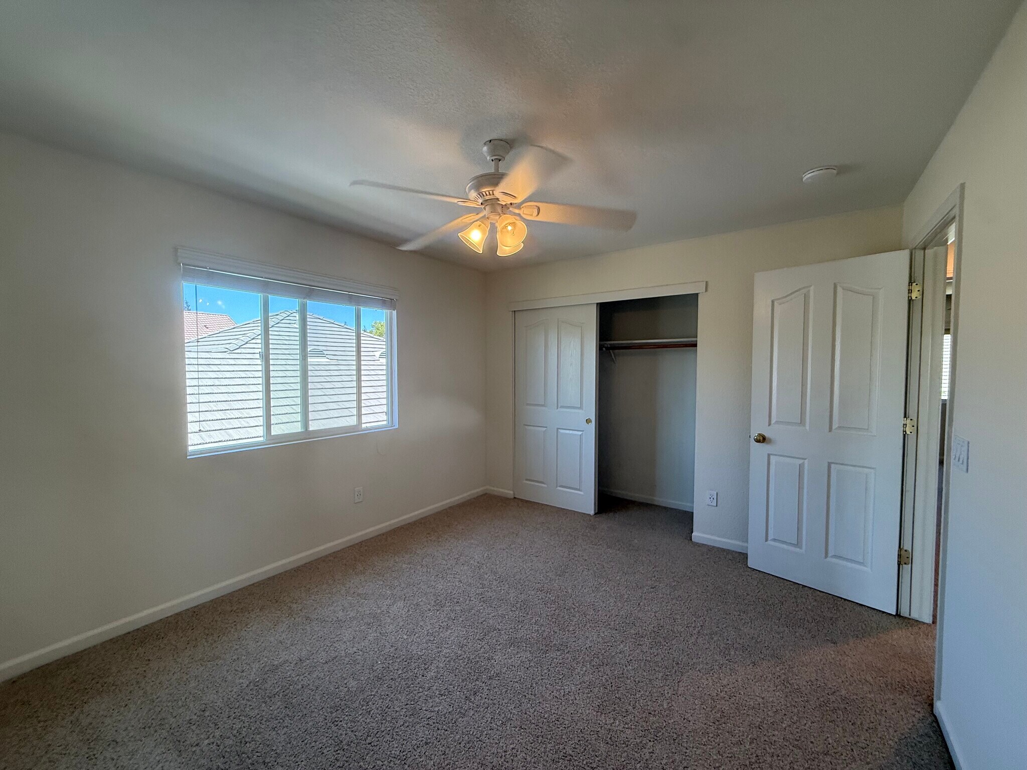 Building Photo - 9633 McKenna Dr