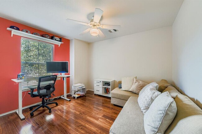Building Photo - 2110 Keepsake Dr