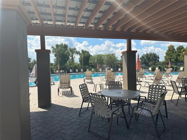 Building Photo - 3048 Chessington Dr