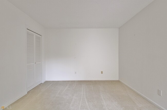 Building Photo - 72 Cobblestone Creek