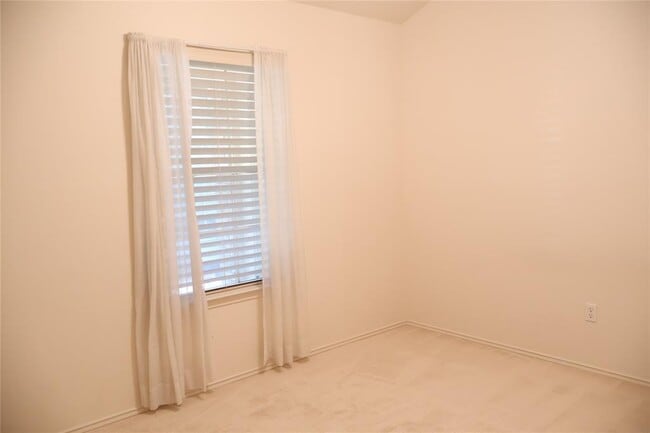 Building Photo - 3120 Cohoba Dr