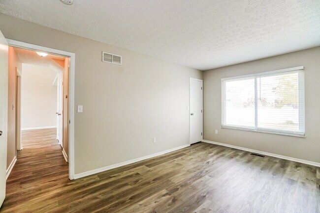 Building Photo - 968 Western Run Dr