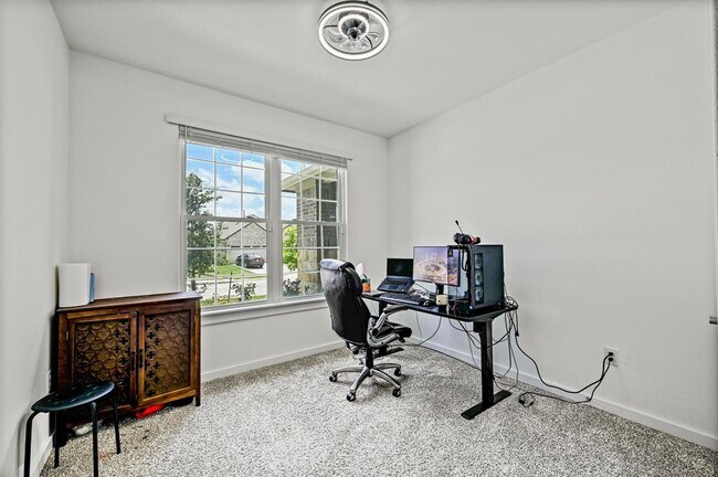 Building Photo - 2037 Wilsons Warbler Dr
