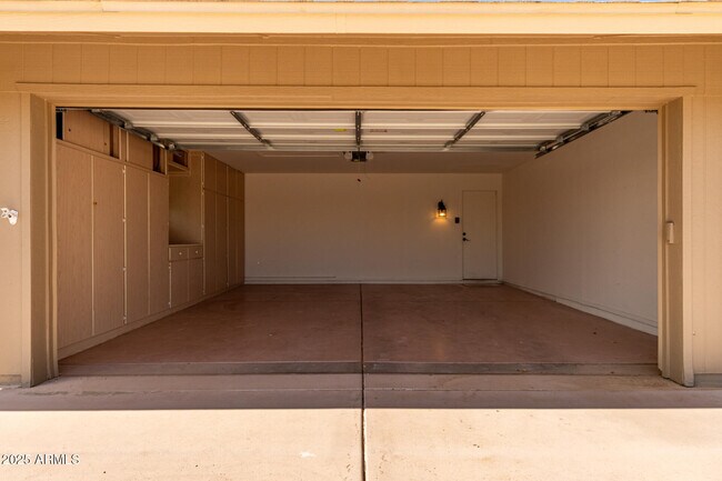 Building Photo - 12618 W Bonanza Dr