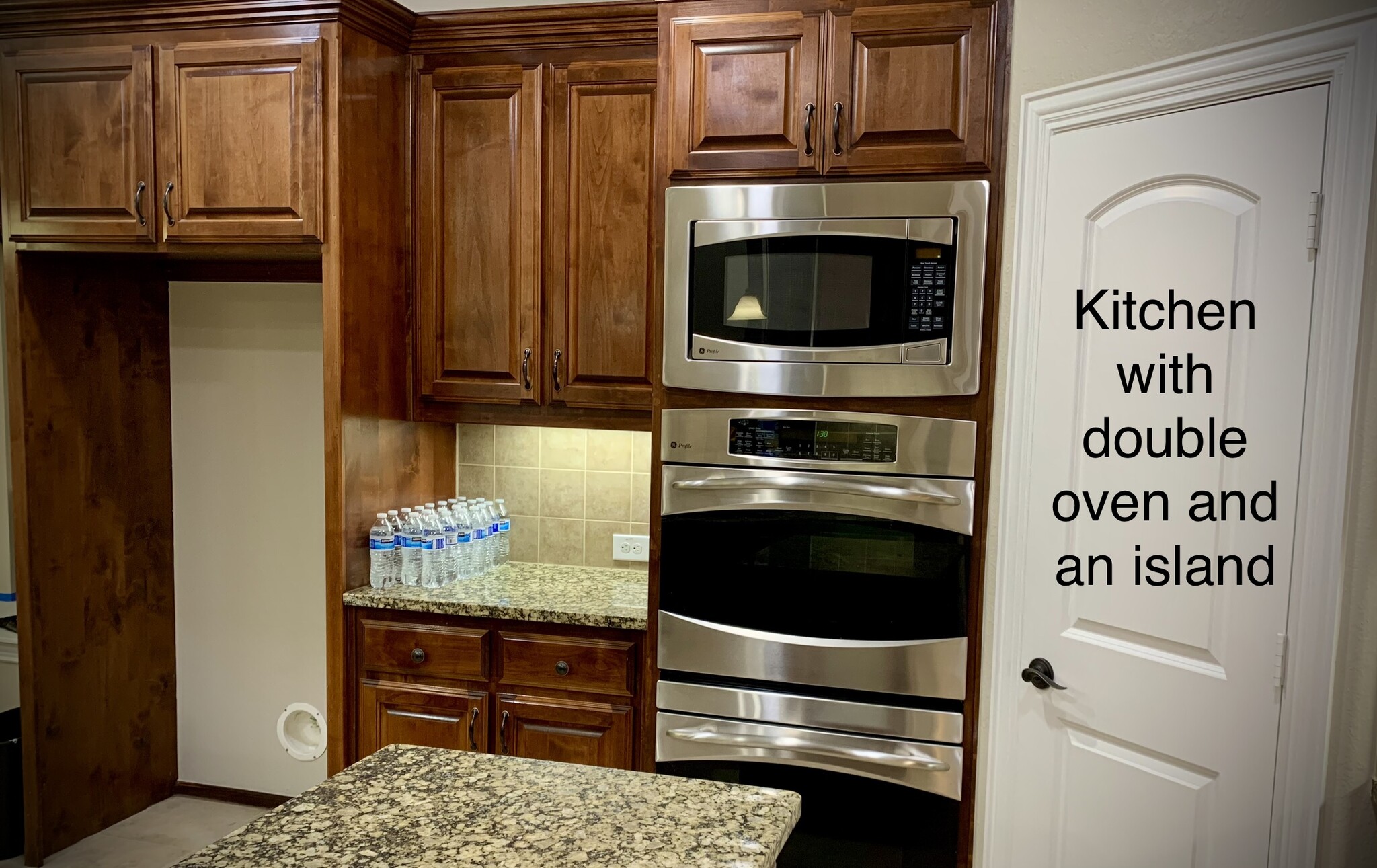 Building Photo - 1305 Miami Dr