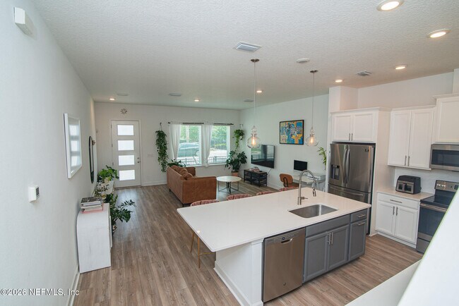 Building Photo - 11332 BREAKERS BAY Way