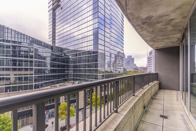 Building Photo - 1080 Peachtree St NE