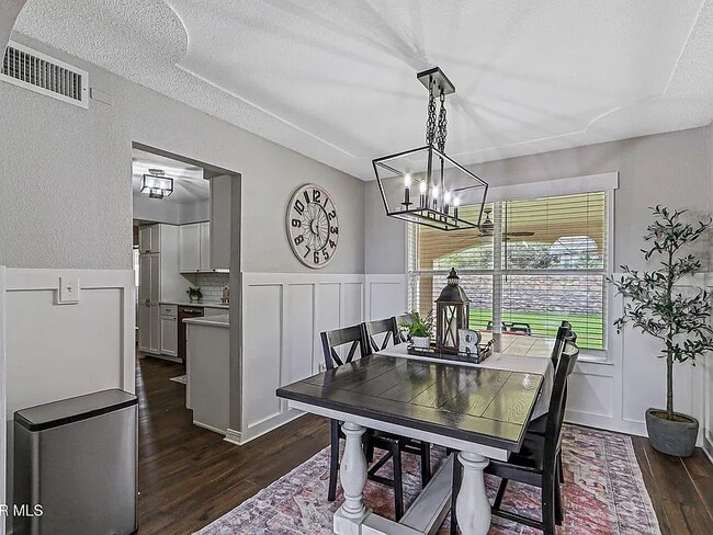 Building Photo - 6776 Copper Ridge Dr