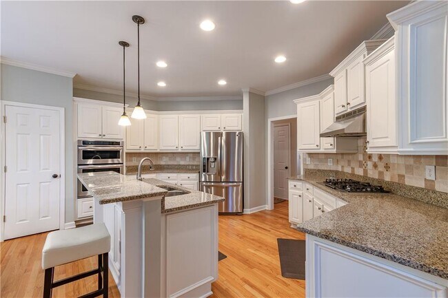 Building Photo - 651 Briarleigh Way
