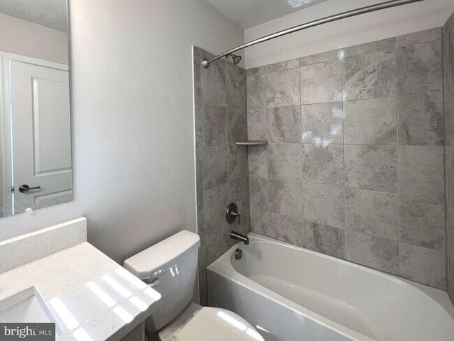Building Photo - 7801 Rosella Ln