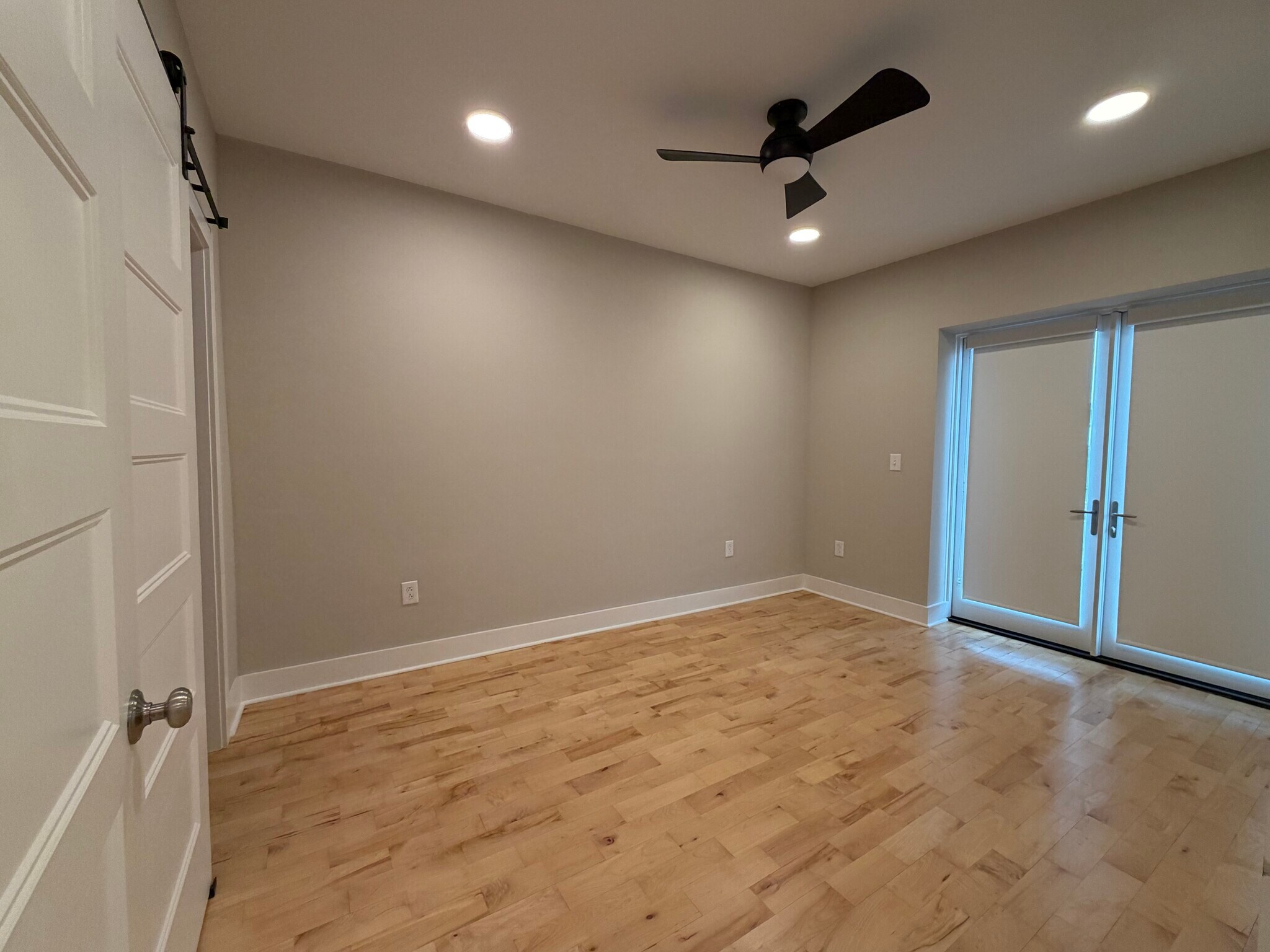 Building Photo - 620 Cumberland St