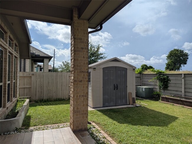 Building Photo - 2043 Blackhawk Ridge Ln