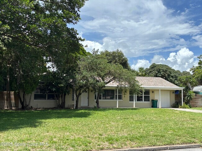 Primary Photo - 672 Indian River Dr