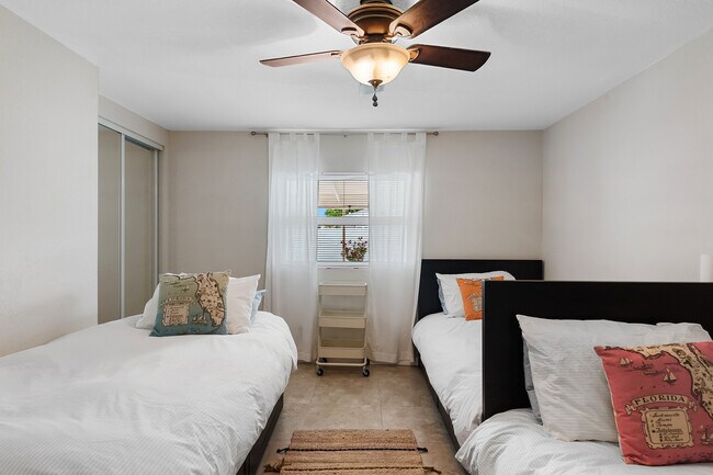 2nd Bedroom - 2012 SW 4th Ave