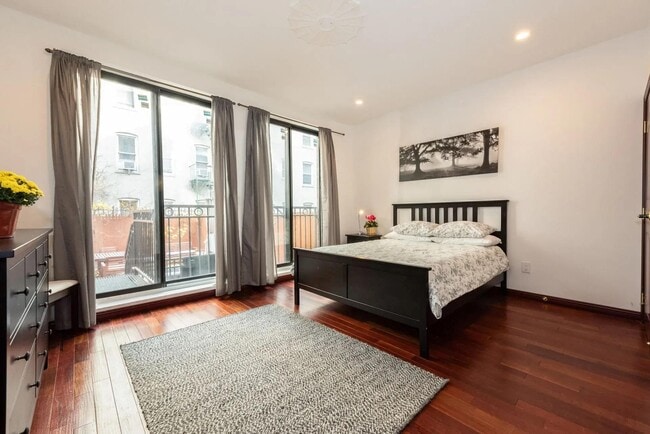 Building Photo - 475 W 146th St