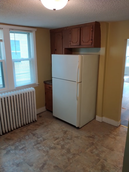 Building Photo - 2720 N Girard Ave