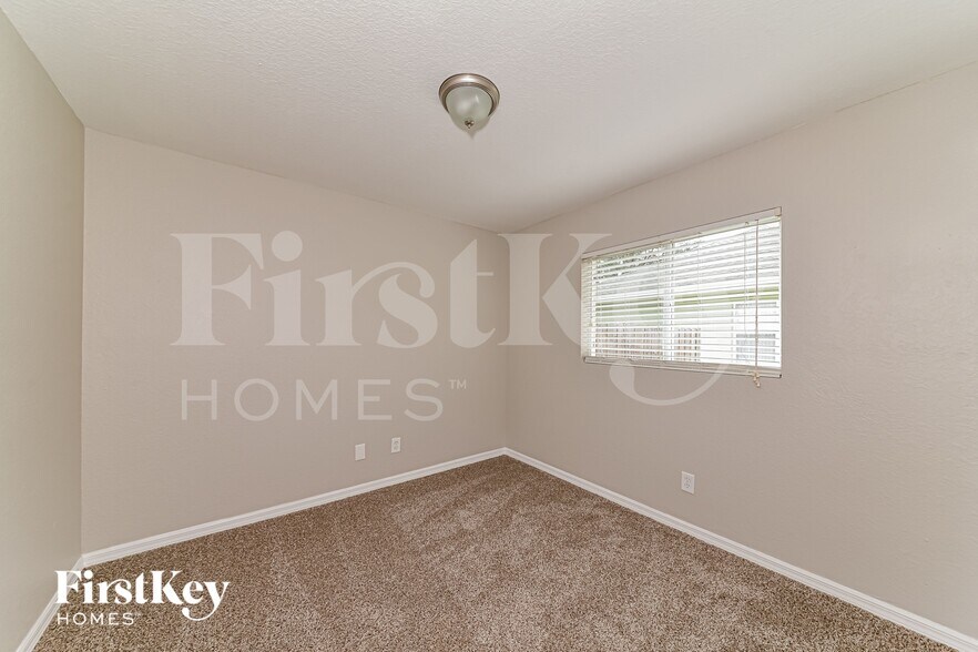 Building Photo - 2242 Sagebloom Terrace