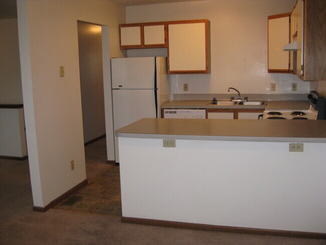 Building Photo - 2301-2307 SW 19