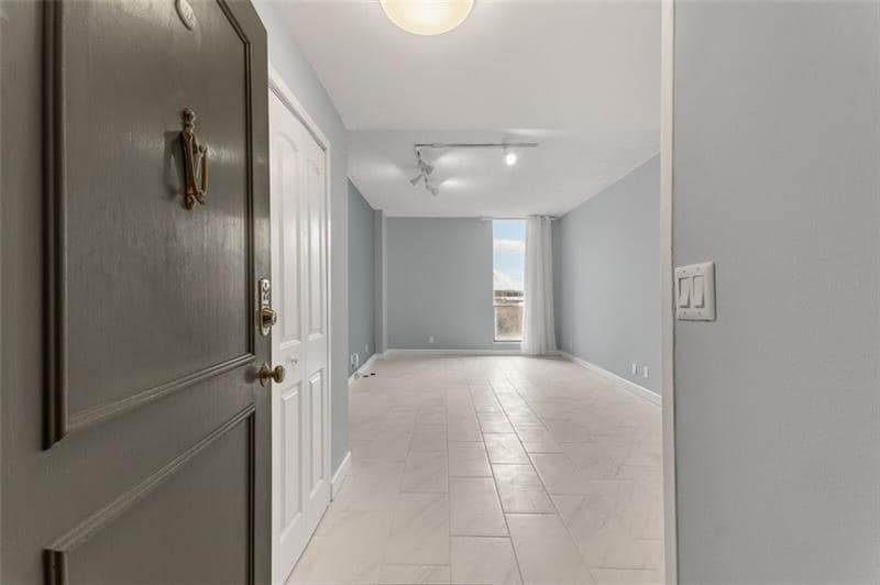 Entrance - 3060 Pharr Court North NW