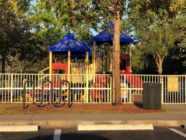 Building Photo - 4272 SW 131st Ln