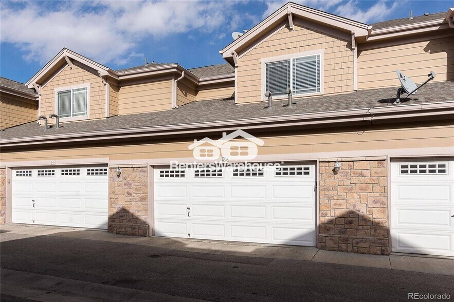 Building Photo - 1765 S Buchanan Cir