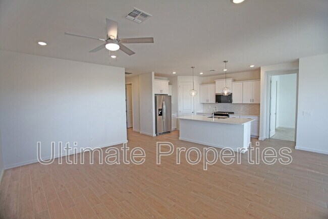 Building Photo - 17655 W Monroe St