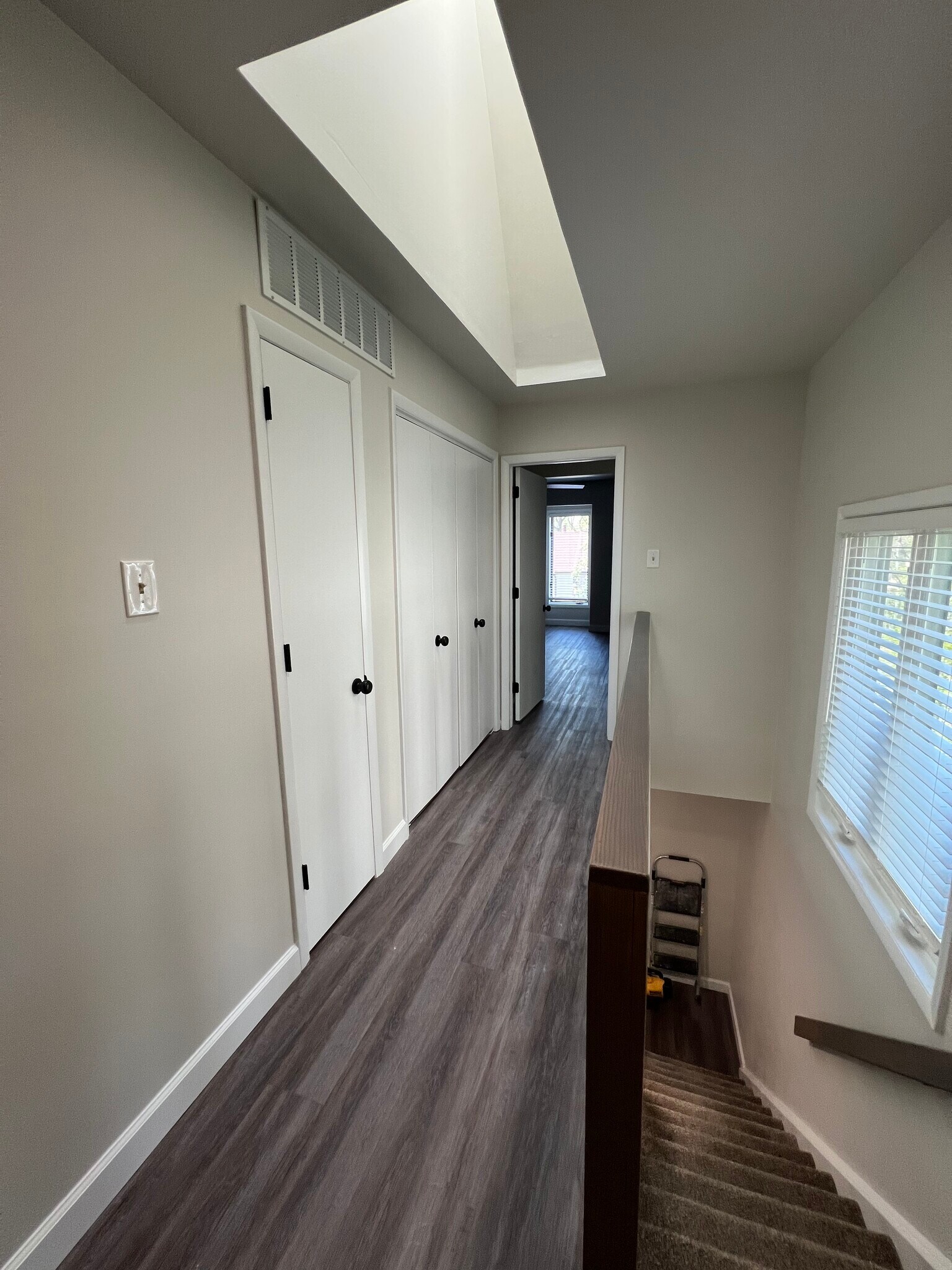 Building Photo - 3211 Champions Dr