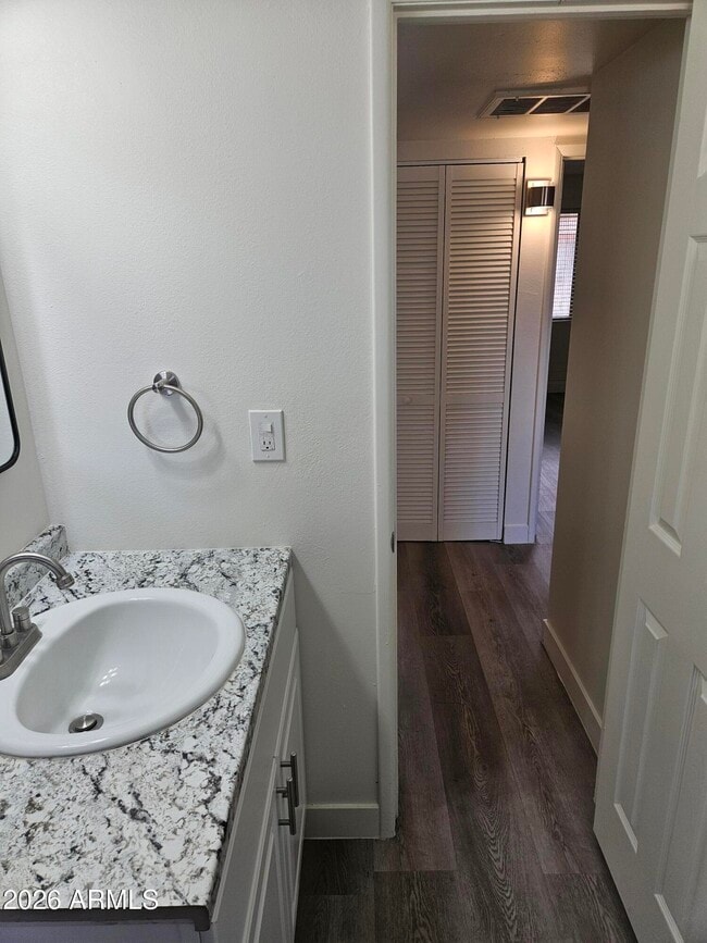 Building Photo - 6043 N 23rd Ave