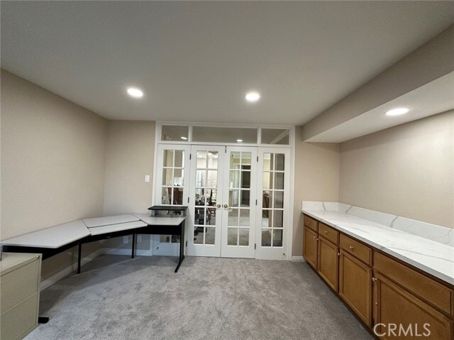 Building Photo - 552 N Bellflower Blvd