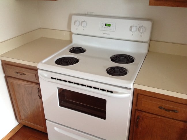 Building Photo - 450 Stratford Way