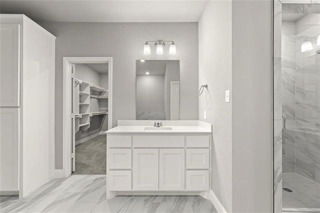 Building Photo - 304 Community Dr