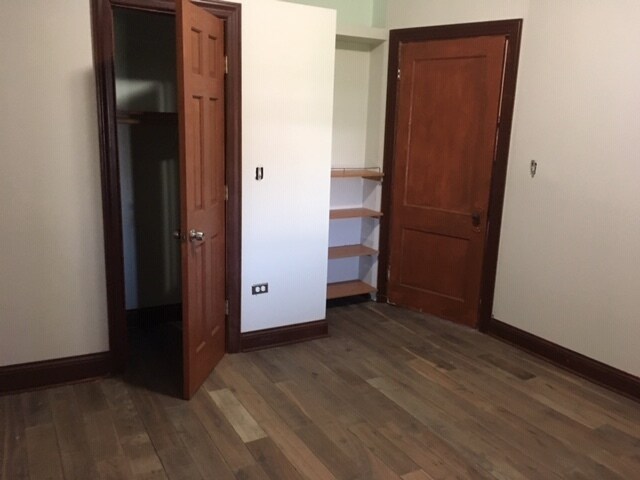 Building Photo - 1301 S Fairfield Ave