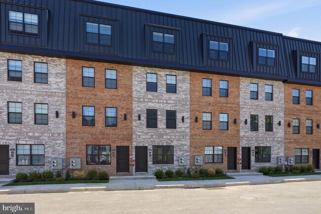 Building Photo - 2709 MAYA Ln