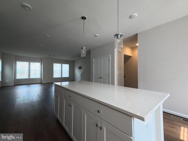 Building Photo - 3451 Watershed Blvd