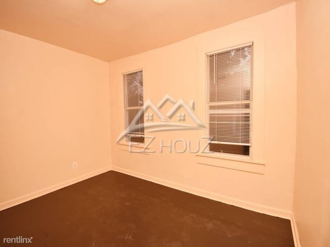 Building Photo - 3814 W Cold Spring Ln