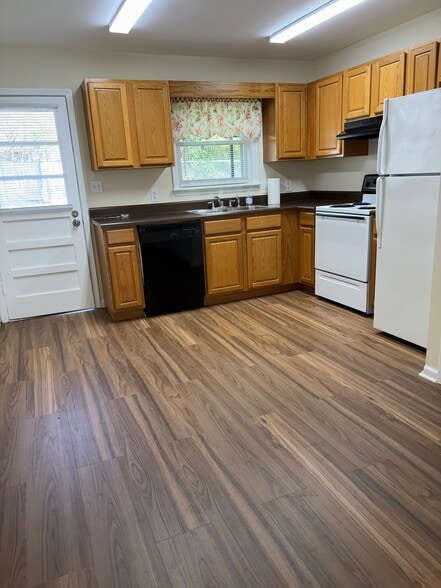 Building Photo - 8686 Bowden St