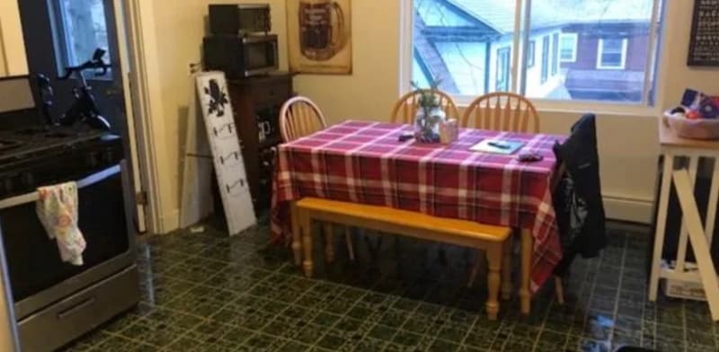 Building Photo - 40 Orchard Rd