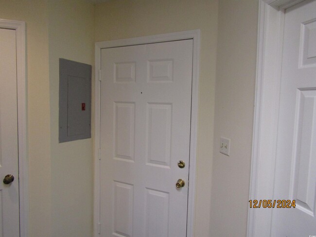 Building Photo - 1100 Possum Trot Rd