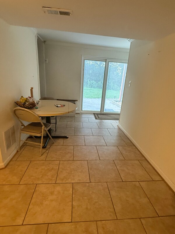 Building Photo - 12806 Colby Dr