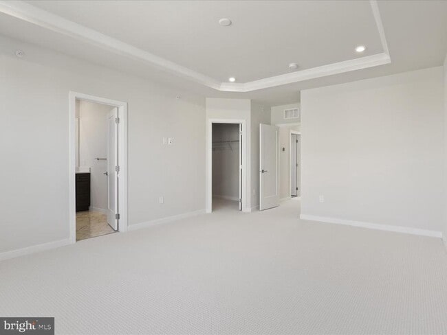 Building Photo - 43544 Jefferson Park St