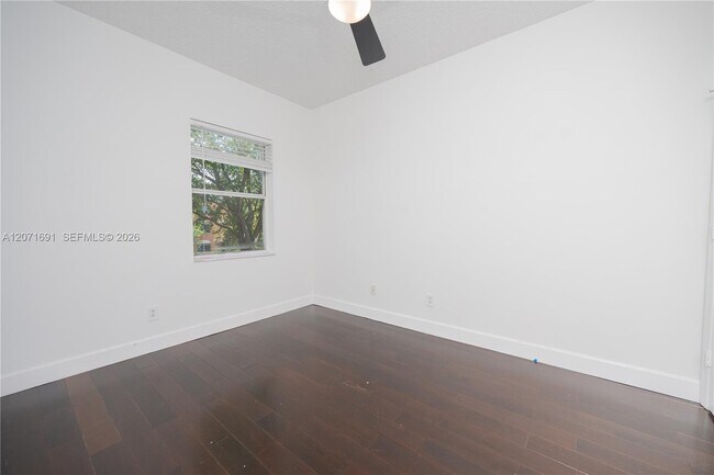 Building Photo - 16219 Emerald Cove Rd