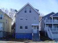 Building Photo - 380 Blatchley Ave