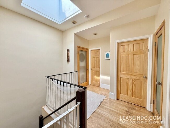 Building Photo - 1000 N Street NW-