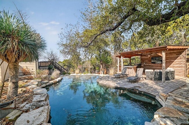 Building Photo - 108 Schooner Dr